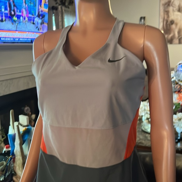 Nike 🤩 - Picture 2 of 4